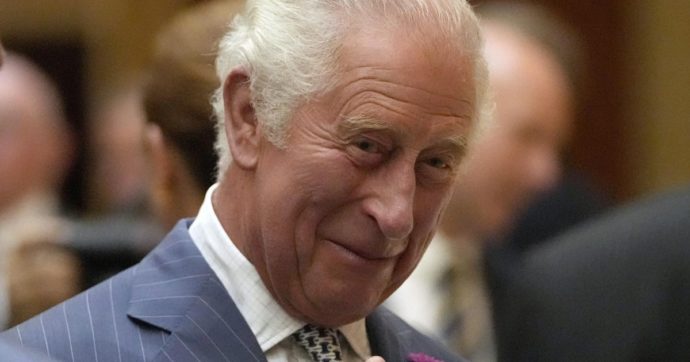 Regno Unito, la Fondazione del Principe Carlo riceve un milione di sterline dalla famiglia Bin Laden. “Abbiamo esaminato con attenzione”