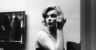 Copertina di Marilyn Monroe, 60 anni senza la diva: “Aveva pochi dollari sul conto, non bastavano per un funerale dignitoso”