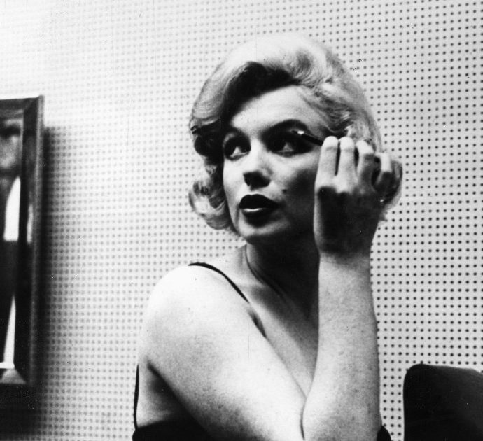 Marilyn Monroe, 60 anni senza la diva: “Aveva pochi dollari sul conto, non bastavano per un funerale dignitoso”