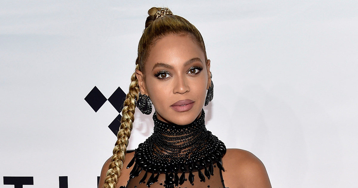 Beyoncé costretta a cambiare il testo della sua nuova canzone: “Offende i disabili”