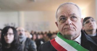 Copertina di Lsu pagati per lavori mai svolti, indagato sindaco