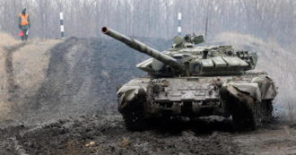 Copertina di Elezioni, nessuno parla di Ucraina. Ma è solo dallo stop alle armi che si può ripartire