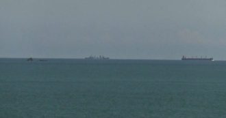 Copertina di Jet cinesi e una nave militare avvistati vicino allo stretto di Taiwan