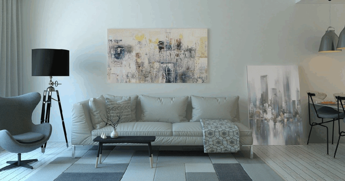 Spiava gli affittuari con le microcamere nascoste in bagno e in camera da letto: proprietario del palazzo denunciato per “interferenza illecita nella vita privata”