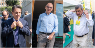 Copertina di Elezioni, la diretta – Meloni: “Se FdI primi, io sarò premier”. Calenda come Berlusconi: “Pd fa patti coi comunisti”. E sulle firme per la lista annuncia: “Abbiamo esenzione”