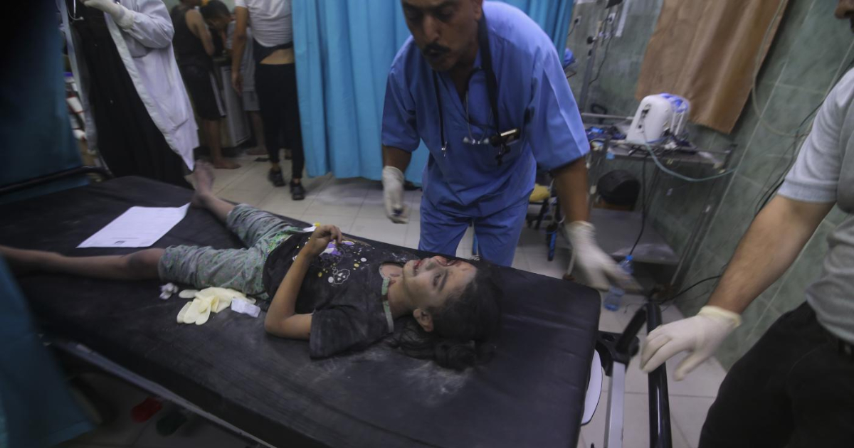 Il raid israeliano su Gaza e i giornali italiani: “Colpa dell’aggredito”. Ma le grandi testate internazionali raccontano un’altra storia
