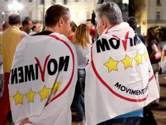 M5S sostituisca le facce con parole d’ordine: chi inquina paga, tasse ai miliardari, riduzione orario