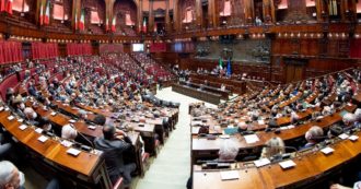 Copertina di Montecitorio, niente nuovo regolamento: la Camera, dopo il voto, non sarà pronta. M5s e Forza Italia: “Colpa del veto del Pd”