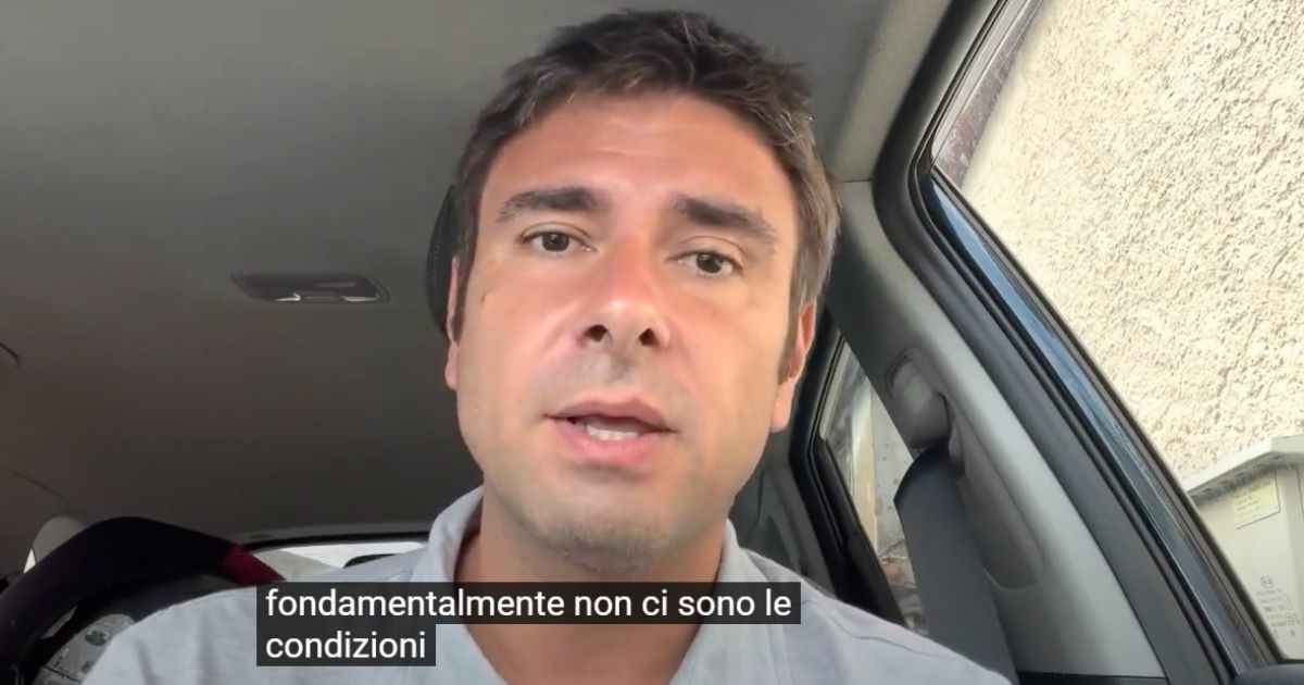 Di Battista: “Grillo ancora padre padrone. Non mi fido e sotto di lui non ci sto. Conte galantuomo, ma non ci sono le condizioni per candidarmi”