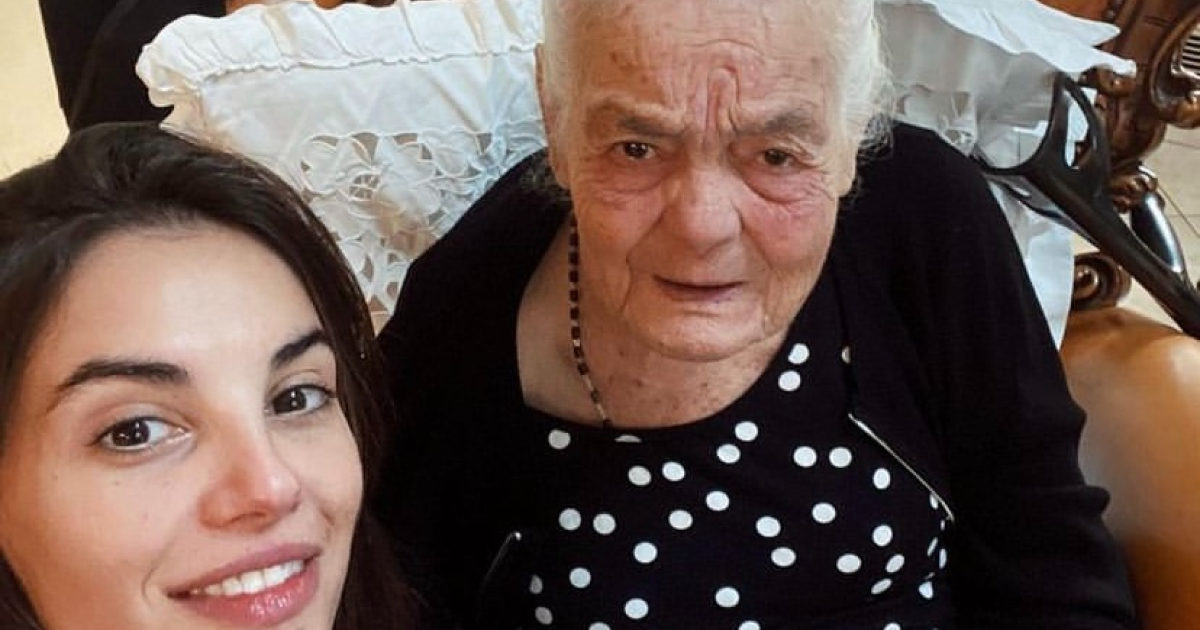 Lutto per Francesca Chillemi, è morta la nonna materna: “Sei parte di me, con me, per sempre”