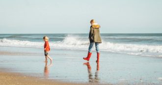 Copertina di Congedi e super tata: la fortuna di essere genitori. In Olanda
