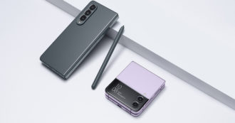 Copertina di Samsung annuncia la nuova generazione dei suoi smartphone pieghevoli: in arrivo Galaxy Z Fold 4 e Galaxy Z Flip 4