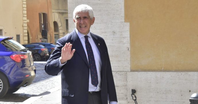 Casini ricandidato col Pd? Il circolo di Bologna si oppone e scrive a Letta: “Non ripetere l’errore di Renzi”
