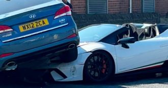Copertina di Auto “vola” sopra ad una Lamborghini Huracan da 250mila euro: il video dell’incredibile incidente