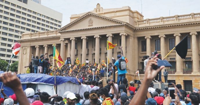 Guerra e carovita spingono al default i Paesi emergenti