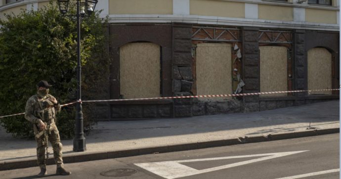 Ucraina, colpito quartier generale dei mercenari di Mosca in Donbass. A rivelare il nascondiglio, un giornalista russo