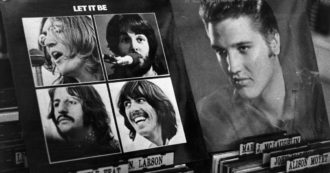 Copertina di Elvis Presley moriva 46 anni fa. Anche se continuano le teorie del complotto