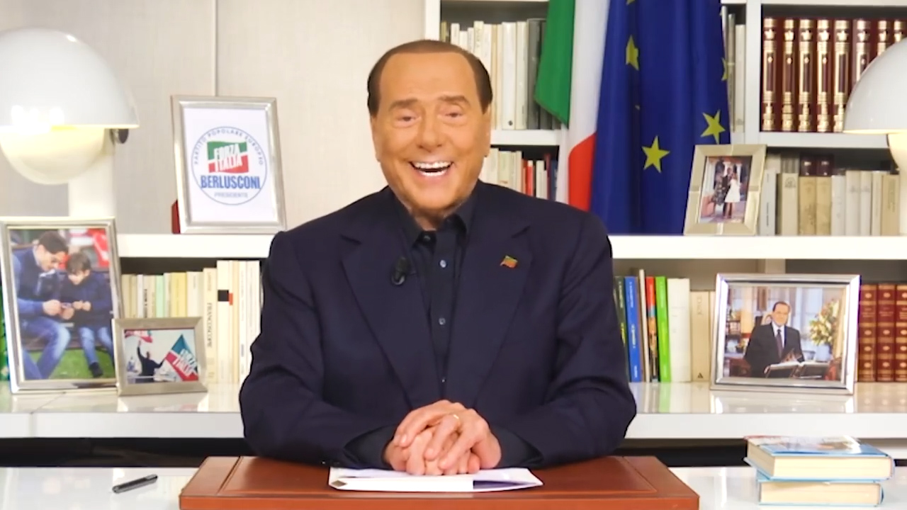 Elezioni, l’idea di giustizia di Berlusconi: “Il processo è già una pena, con noi assoluzioni in primo e secondo grado saranno inappellabili”