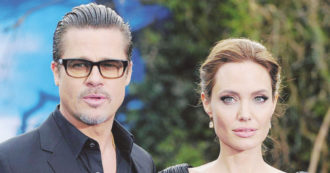 Copertina di Angelina Jolie e la causa anonima all’FBI: “Perché non avete arrestato Brad Pitt?”