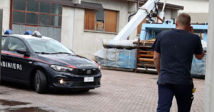 Brescia, morto operaio travolto da una lastra