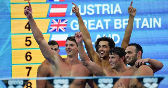 Nuoto, l’Europeo di Roma dimostra che l’Italia è una superpotenza: primato storico nel medagliere con 13 ori e 35 podi