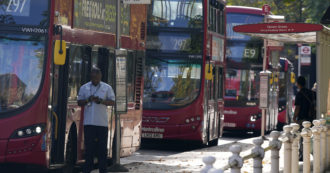 Copertina di Inflazione record e povertà, Regno Unito verso il voto