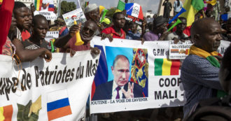 Copertina di La ritirata francese dal Mali, radiografia di una débâcle