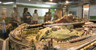 Copertina di Museo del Giocattolo di Figueres, un tuffo nell’infanzia tra l’orsacchiotto preferito di Salvador Dalì e i gingilli di Joan Miró