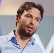 Copertina di Pizzarotti, Castelli, D’Incà e gli altri ex 5S affetti da “favismo”