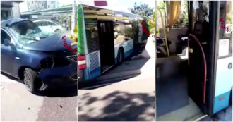 Copertina di Jesolo, incidente tra autobus e macchina: cinque feriti. Il pullman finisce in un cortile privato – Video