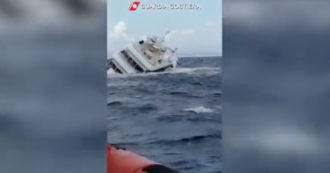 Copertina di Catanzaro, yacht di 40 metri affonda a nove miglia dalla costa: la Guardia costiera salva le persone a bordo – Video