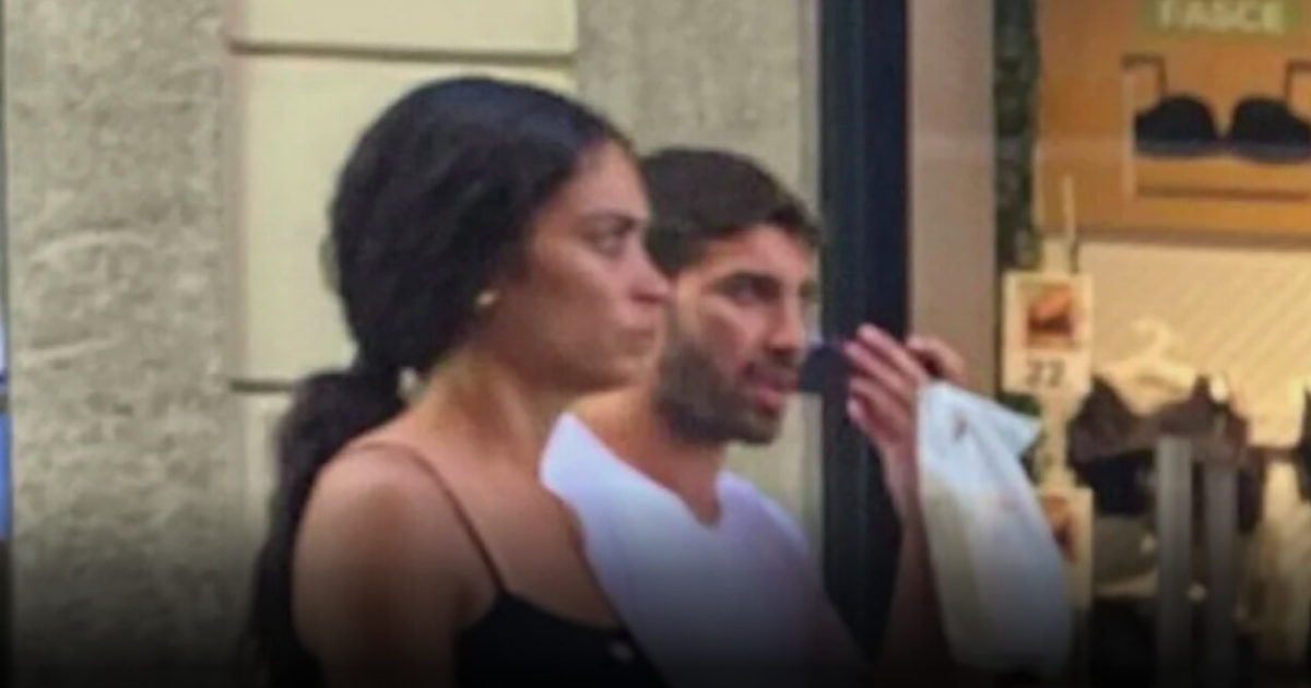 Elodie e Andrea Iannone paparazzati ancora insieme a Lugano: è più di un flirt estivo?
