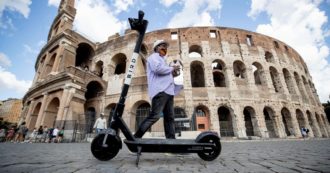 Copertina di Monopattini elettrici, arriva il “targhino”. Contrassegno obbligatorio dal 16 maggio