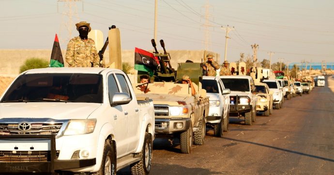 Libia, iniziata l’operazione ‘Grande Pesca’ di Bashagha per cacciare il premier Dbeibeh: scontri tra milizie a Tripoli, almeno 13 morti