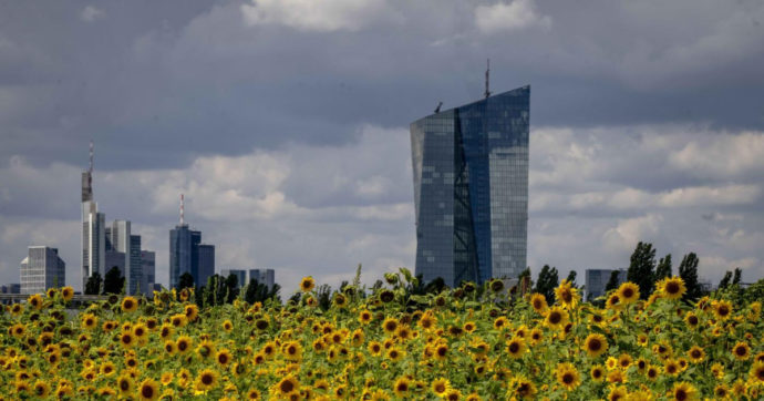 Aumentano i membri del consiglio della Bce che chiedono un rialzo dei tassi di oltre lo 0,5% nella riunione di settembre