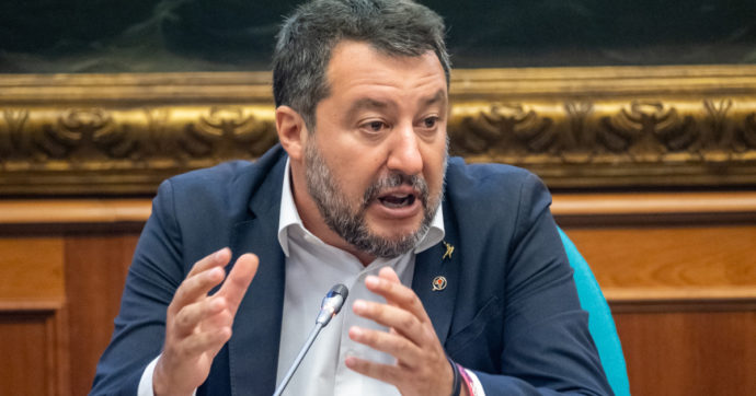 Salvini: “Sul caro energia imitiamo il governo di Macron”. Ma in Francia Edf ha fatto causa allo Stato per 8 miliardi di euro