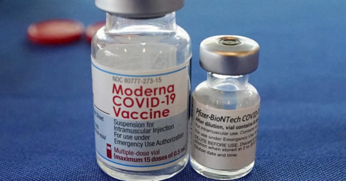 Governo Usa verso la svolta, stop ai vaccini Covid gratuiti. Affidato al mercato il prezzo delle fiale potrebbe più che triplicare