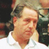 Copertina di “Difficile nascondersi, anche i muri parlerebbero”