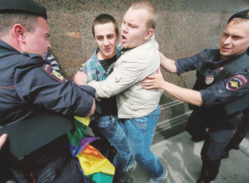 Mosca e la grande paura di essere gay