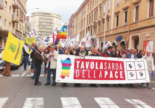 Cagliari, una capitale isolata tra treni lenti e aerei che scappano