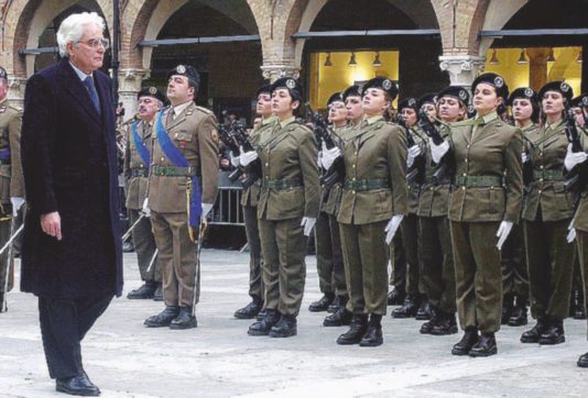 Il Pentagono nomina italiani, francesi e inglesi. Obama ne parlerà (presto) con Mattarella