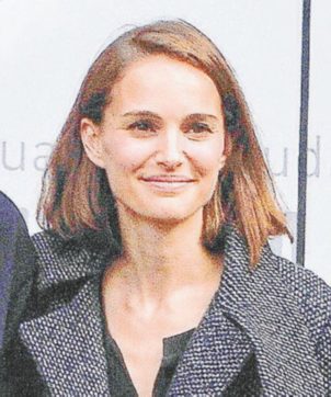 Copertina di Natalie Portman e i primi quattro giorni di Jackie senza Kennedy