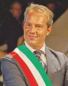 Copertina di Bisceglie, un clan familiare entra nel Pd