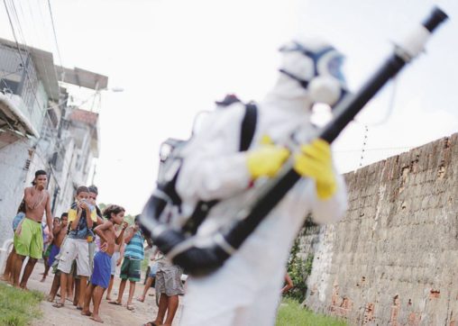 Non solo Zika, al Carnevale di Rio la samba dei virus