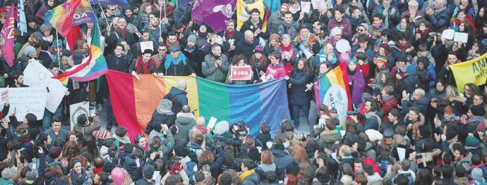 Educazione sessuale solo di notte: la Rai s’inchina al Family Day