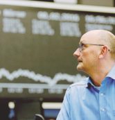 Copertina di Borse giù, panico spread. Ora nel mirino c’è Lisbona