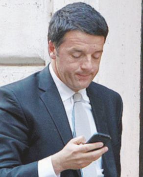 Gli sms-verità e lo strip poker di Lady Adinolfi