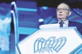 Copertina di Confindustria, sì al bavaglio ma dimentica il codice etico