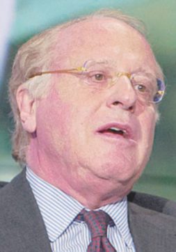 Scaroni, mazzette: la Cassazione dice no al proscioglimento