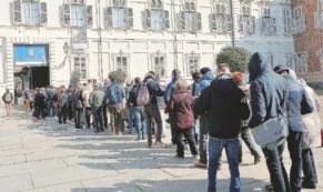 Copertina di Due anni di Franceschini. Pochi soldi e tutti zitti